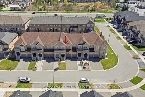 Photo 37 at 67 Drizzel Crescent, Oak Ridges, Richmond Hill