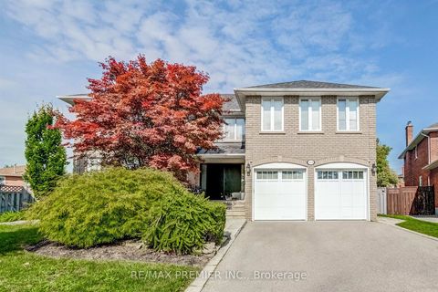 Photo 0 at 298 Castlehill Road, Maple, Vaughan
