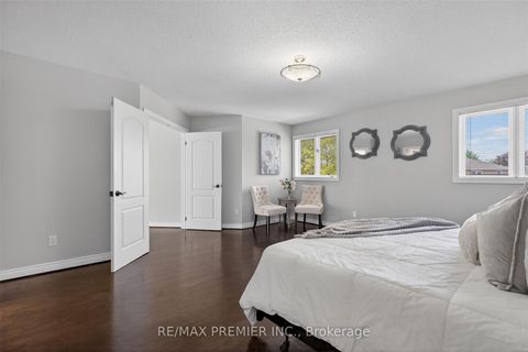 Photo 20 at 298 Castlehill Road, Maple, Vaughan