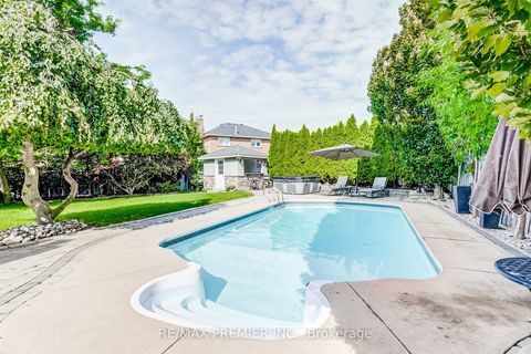 Photo 38 at 298 Castlehill Road, Maple, Vaughan