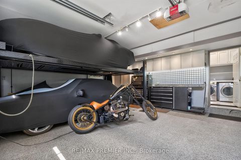 Photo 46 at 298 Castlehill Road, Maple, Vaughan