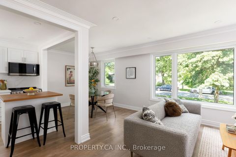 Photo 4 at 18 Alhart Drive, Beaumonde Heights, Toronto