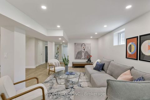 Photo 19 at 18 Alhart Drive, Beaumonde Heights, Toronto