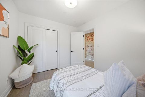 Photo 19 at 777 Dufferin Street, Dufferin Grove, Toronto