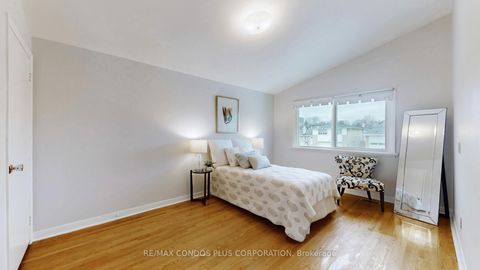 Photo 25 at 333 Pleasant Avenue, Newtonbrook West, Toronto