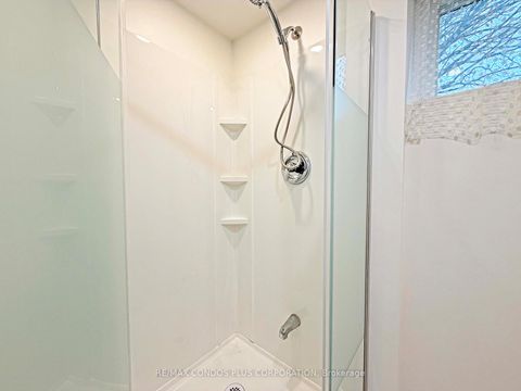 Photo 37 at 333 Pleasant Avenue, Newtonbrook West, Toronto