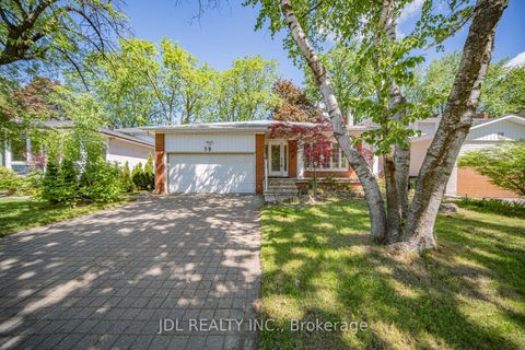 Photo 2 at 58 Bestview Drive, Steeles, Toronto