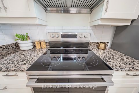 Photo 11 at 58 Bestview Drive, Steeles, Toronto