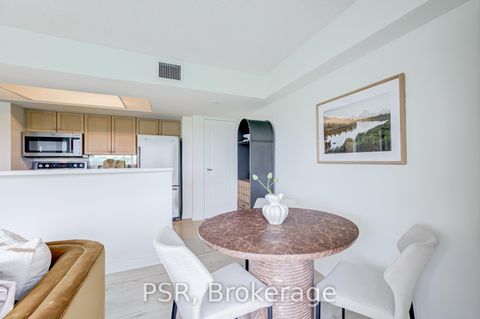 Photo 9 at 601 - 97 Lawton Boulevard, St. Clair, Toronto