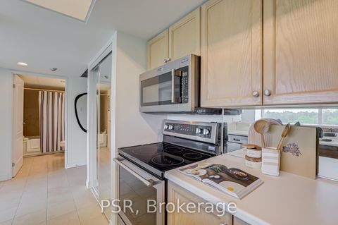 Photo 15 at 601 - 97 Lawton Boulevard, St. Clair, Toronto