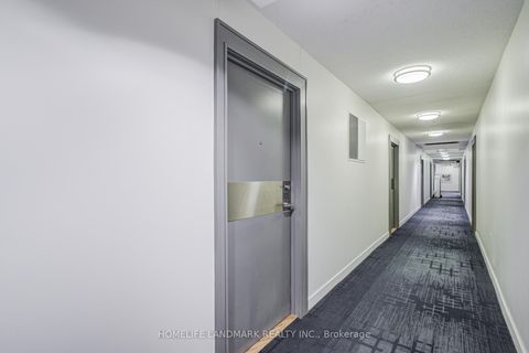 Photo 6 at 305 - 15 Singer Court, Bayview Village, Toronto
