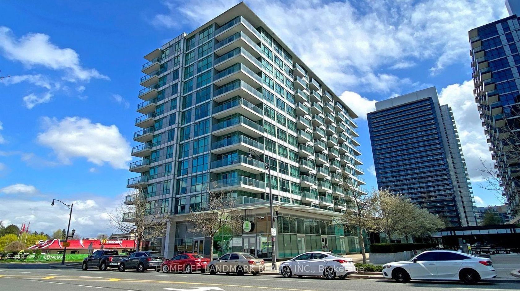 305 - 15 Singer Court, Bayview Village, Toronto 