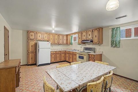 Photo 19 at 17 Chalet Road, Pleasant View, Toronto