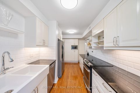 Photo 17 at 301 - 717 Eglinton Avenue W, Forest Hill South, Toronto