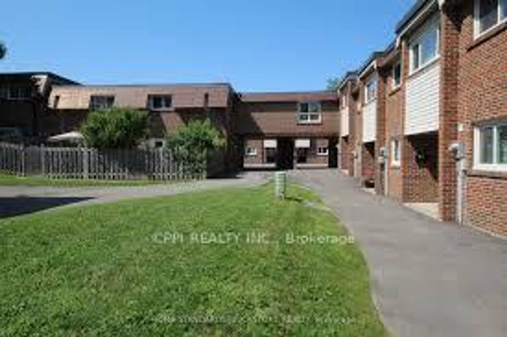 127 - 69 Godstone Road, Don Valley Village, Toronto photo number 2