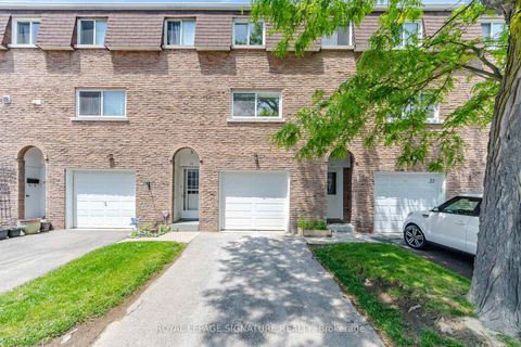 Photo 1 at 21 - 121 Centennial Road, Centennial Scarborough, Toronto