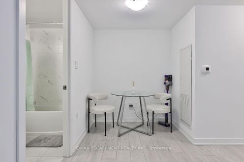 Photo 8 at 606 - 556 Marlee Avenue, Glen Park, Toronto