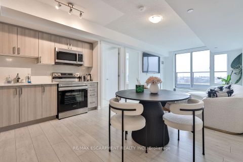 Photo 11 at 606 - 556 Marlee Avenue, Glen Park, Toronto