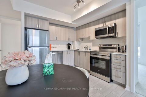 Photo 13 at 606 - 556 Marlee Avenue, Glen Park, Toronto