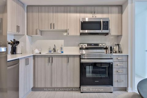 Photo 15 at 606 - 556 Marlee Avenue, Glen Park, Toronto