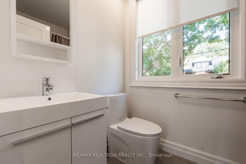 Photo 13 at 7 Louise Avenue, Cedarvale, Toronto
