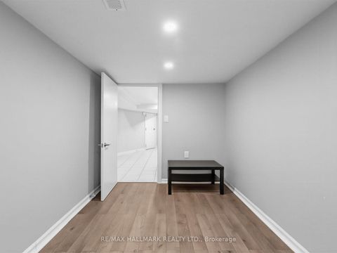 Photo 22 at 141 Palmerston Avenue, Little Italy, Toronto