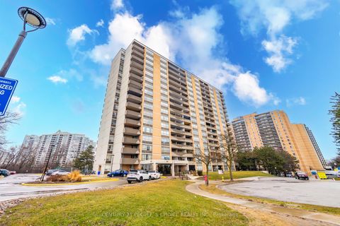 Photo 2 at 910 - 40 Panorama Court, Jamestown, Toronto
