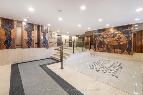 Photo 5 at 910 - 40 Panorama Court, Jamestown, Toronto