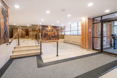 Photo 6 at 910 - 40 Panorama Court, Jamestown, Toronto