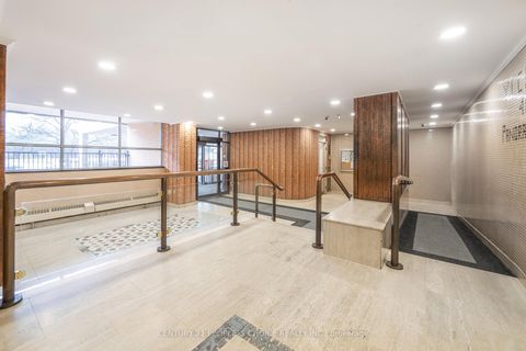 Photo 7 at 910 - 40 Panorama Court, Jamestown, Toronto