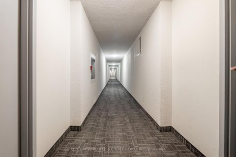Photo 10 at 910 - 40 Panorama Court, Jamestown, Toronto