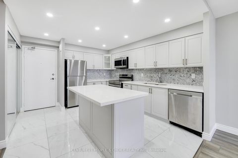 Photo 15 at 910 - 40 Panorama Court, Jamestown, Toronto