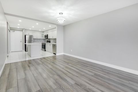 Photo 25 at 910 - 40 Panorama Court, Jamestown, Toronto