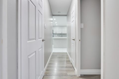 Photo 29 at 910 - 40 Panorama Court, Jamestown, Toronto