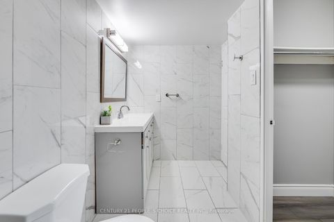 Photo 39 at 910 - 40 Panorama Court, Jamestown, Toronto