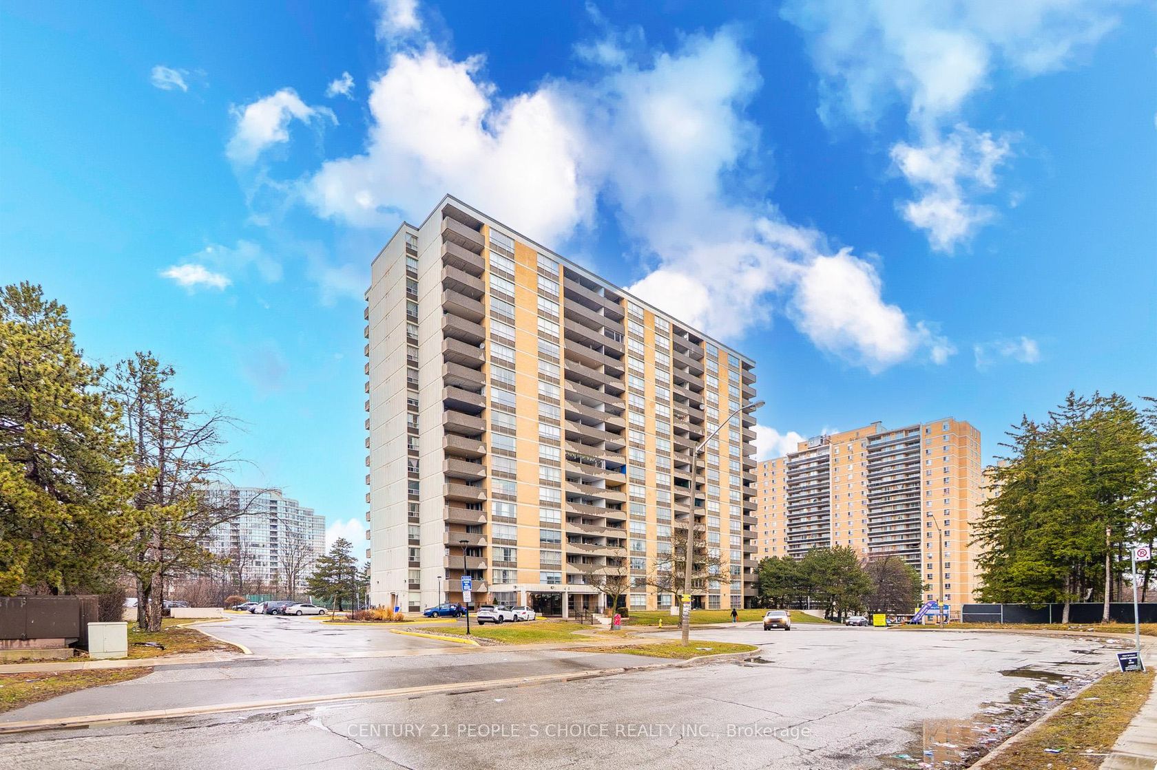 910 - 40 Panorama Court, Jamestown, Toronto photo number 2