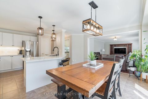Photo 12 at 43 Maple Crown Terrace, Shore, Barrie
