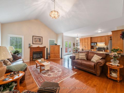Photo 5 at 85 Ferncroft Drive, Historic Lakeshore Communities, Georgina