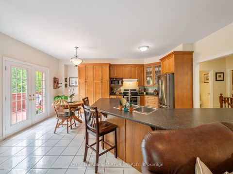 Photo 13 at 85 Ferncroft Drive, Historic Lakeshore Communities, Georgina