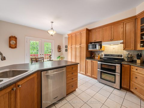 Photo 14 at 85 Ferncroft Drive, Historic Lakeshore Communities, Georgina