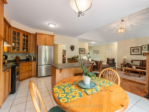 Photo 18 at 85 Ferncroft Drive, Historic Lakeshore Communities, Georgina