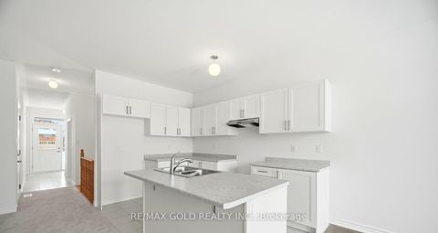 Photo 3 at 251 Wilcox Drive, Stayner, Clearview