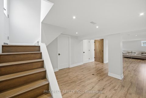 Photo 25 at 1 Bayford Avenue, CFB, Toronto