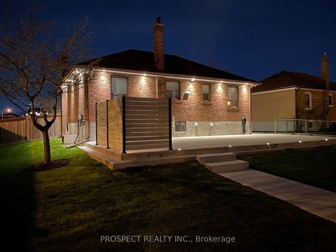 Photo 43 at 1 Bayford Avenue, CFB, Toronto