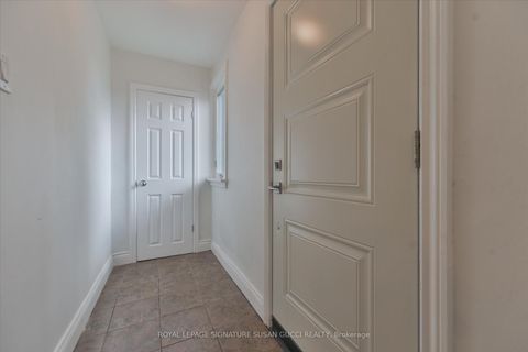 Photo 3 at 27 Bexhill Avenue, Birchmount, Toronto