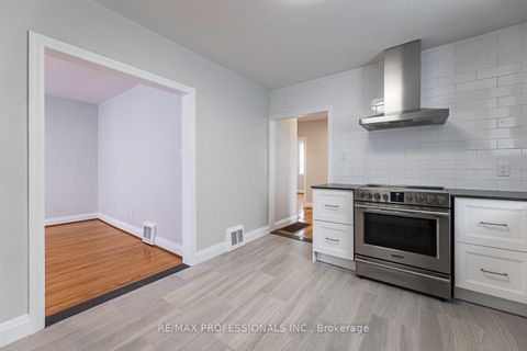Photo 7 at 11 Stock Avenue, City Centre West, Toronto