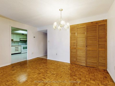 Photo 3 at 406 - 188 Spadina Avenue, Chinatown, Toronto