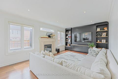 Photo 7 at 159 Jefferson Forest Drive, Jefferson, Richmond Hill