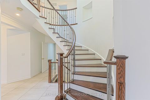 Photo 13 at 159 Jefferson Forest Drive, Jefferson, Richmond Hill