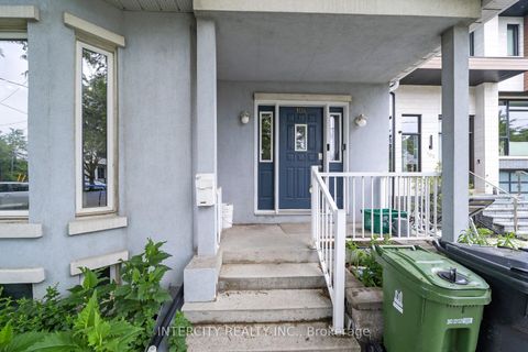 Photo 2 at 104 Allingham Gardens, Clanton Park, Toronto